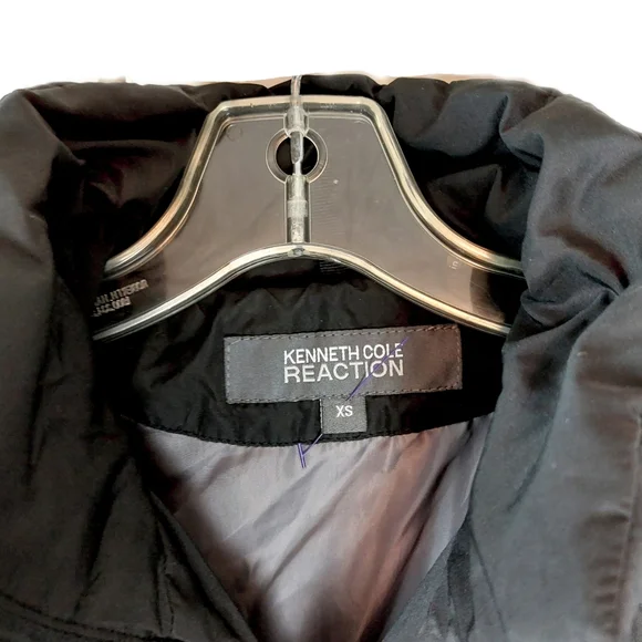 Kenneth Cole Reaction Womens Black Zip Down Puffer Jacket Sz XS - Picture 3 of 8